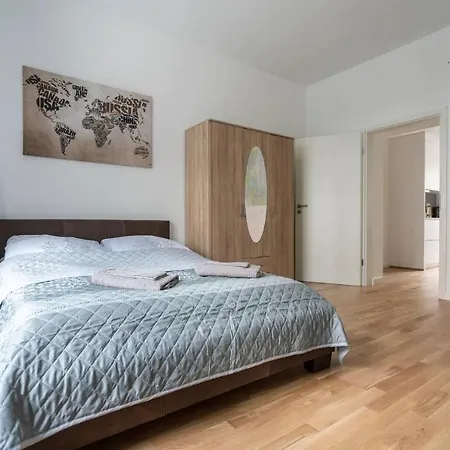 A Stylish Apartment In The Center Of True Berlin Extérieur photo